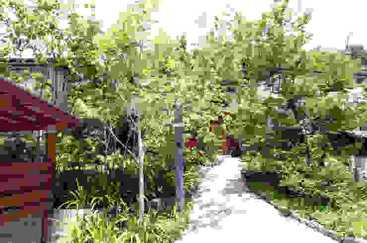 森の家, 庭 遊庵 庭 遊庵 Eclectic style garden