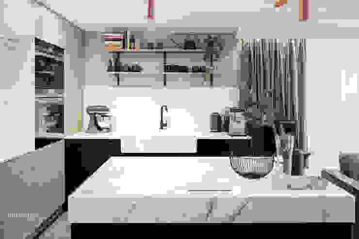 Realizacja projektu w Londynie Ambience. Interior Design Nowoczesna kuchnia