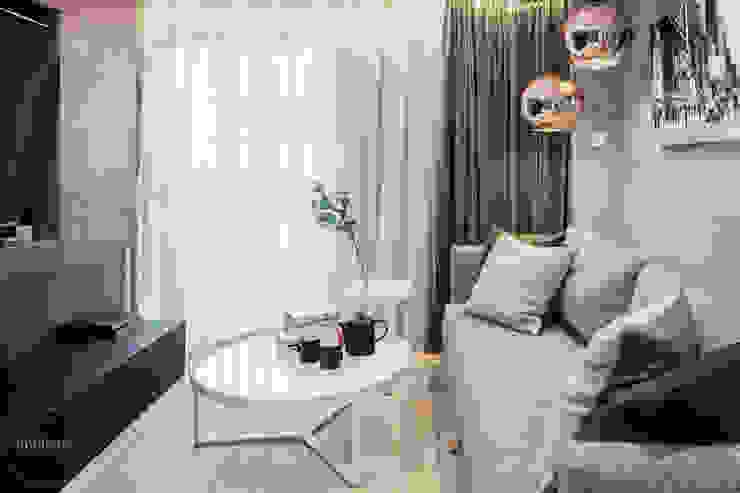 Realizacja projektu w Londynie Ambience. Interior Design Nowoczesne domowe biuro i gabinet