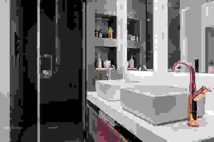 Realizacja projektu w Londynie Ambience. Interior Design Nowoczesna łazienka