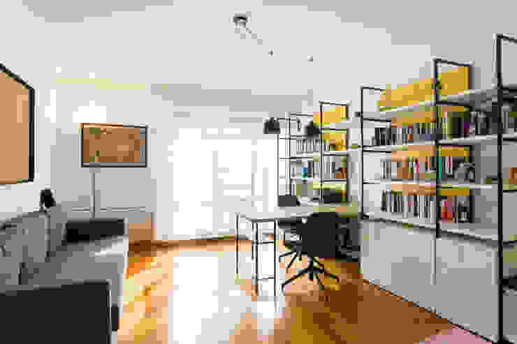 Apartamento t3 no centro de lisboa Traço Magenta - Design de Interiores Escritórios industriais