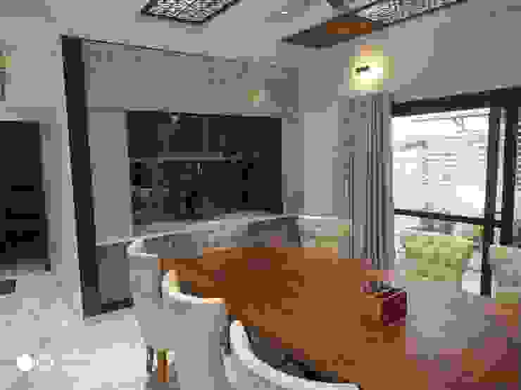 Shagun Jyoti 'A' DESIGN ASSOCIATES Modern dining room