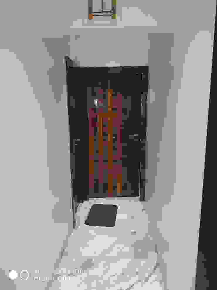 Shagun Jyoti 'A' DESIGN ASSOCIATES Modern corridor, hallway & stairs