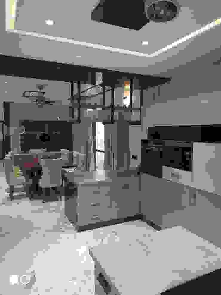 Shagun Jyoti 'A' DESIGN ASSOCIATES Modern kitchen