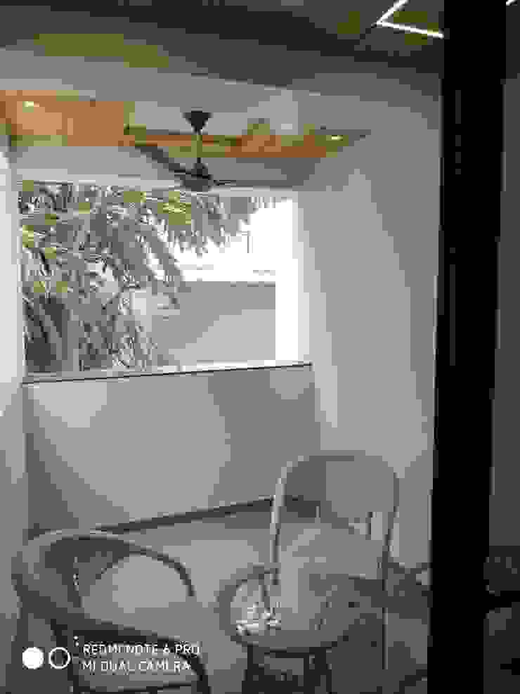 Shagun Jyoti 'A' DESIGN ASSOCIATES Balcony