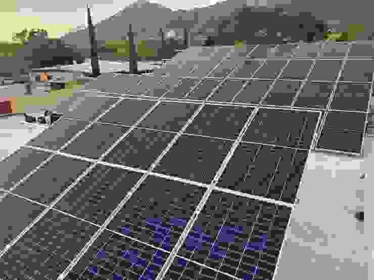 KB Solar Moderne Geschäftsräume & Stores Aluminium/Zink Blau