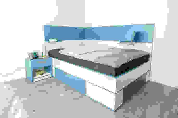 Modernes Kinderzimmer, Timmermann Wohn & Objekteinrichtung Timmermann Wohn & Objekteinrichtung Teen bedroom Blue