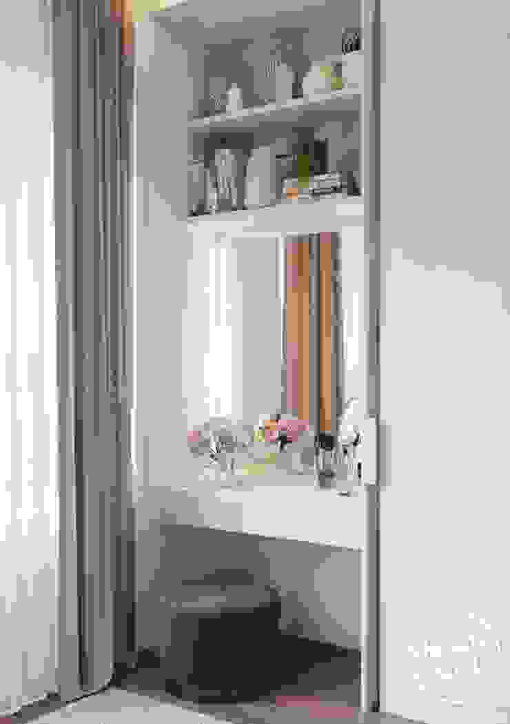 Project <q>Skilful</q>, Moscow Shmidt Studio Modern Bedroom