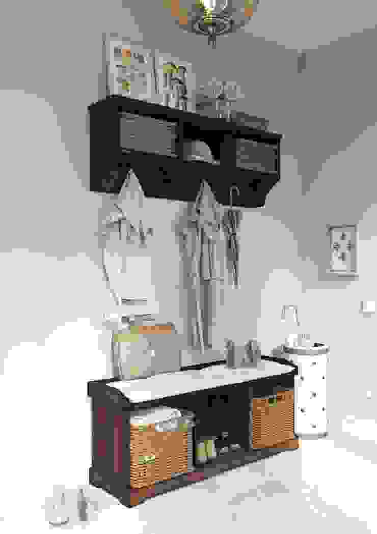 Project <q>Decent</q>, Minsk Shmidt Studio Modern Corridor, Hallway and Staircase