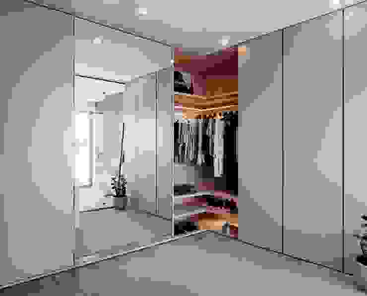 closet v2 madeira Alpha Details Closets modernos