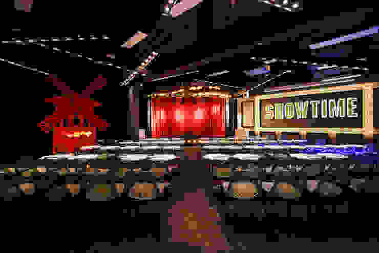 HUONE EVENT SPACE DMZ Consultancy Sdn Bhd Event venues Metal Red