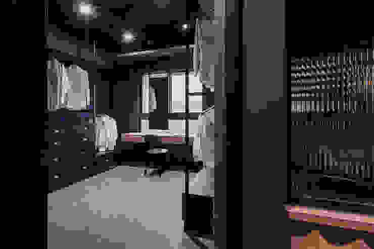 漢玥室內設計 Spogliatoio moderno Nero