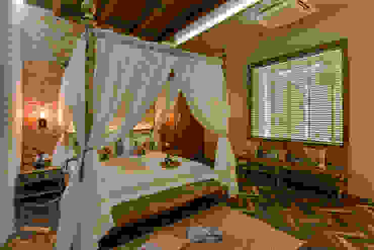 PARAS VILLA, Innerspace Innerspace Colonial style bedroom