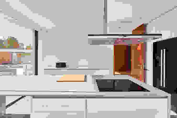 MC House Atelier d'Arquitetura Lopes da Costa Cucinino