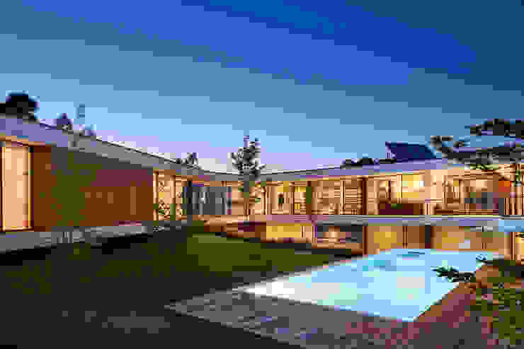 MC House Atelier d'Arquitetura Lopes da Costa Case moderne