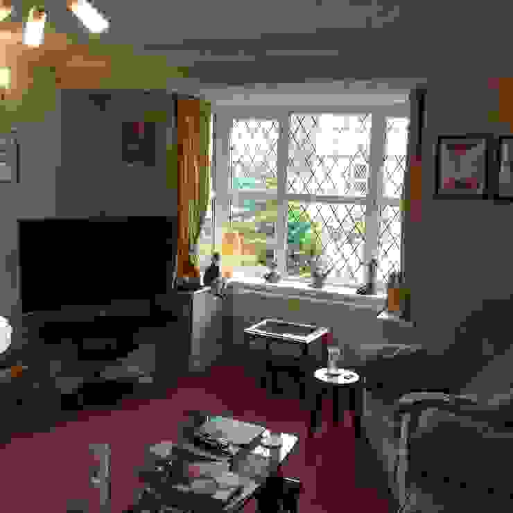 Contemporary Lounge Girl About The House