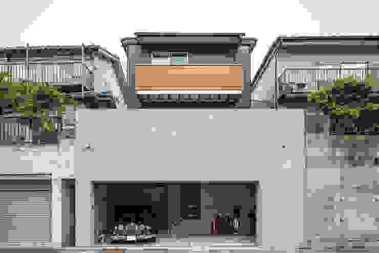 富士見台の家 地下一体型インナーガレージのある家 Homify