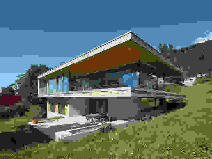 HAUS DI, Dietrich | Untertrifaller Architekten ZT GmbH Dietrich | Untertrifaller Architekten ZT GmbH Einfamilienhaus