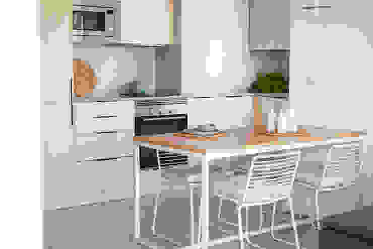 Reforma, Casa Maro INVERSIONES EXPOSICIÓN SL Cocinas pequeñas proyecto,inexconstruccion,arquitecturainterior,cocinas,javea,interiordesign,decoration,details.