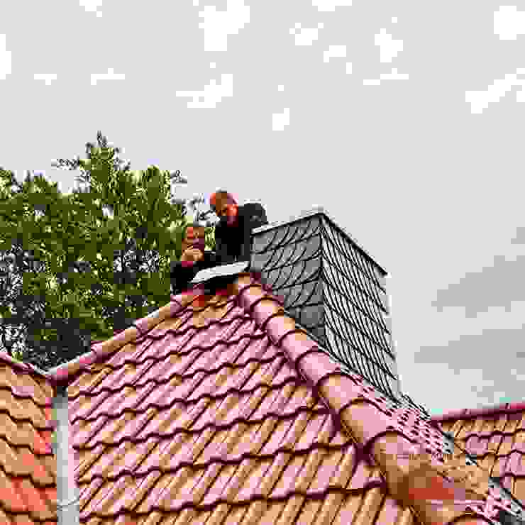 Dachsanierung in Bielefeld Dachdeckermeisterbetrieb Dirk Lange Walmdach Dachdecker, Dachdeckermeister, Dachfenster, Dachsanierung, Dachreparatur, Dachwartung, Flachdachsanierung, Dachdämmung, Asbestsanierung, Dachdecker Bünde, Dachdecker Herford, Dachdecker Bielefeld