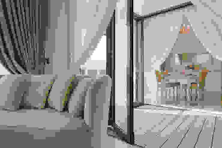 RiverSail Penthouse, Mr Shopper Studio Pte Ltd Mr Shopper Studio Pte Ltd Balcony