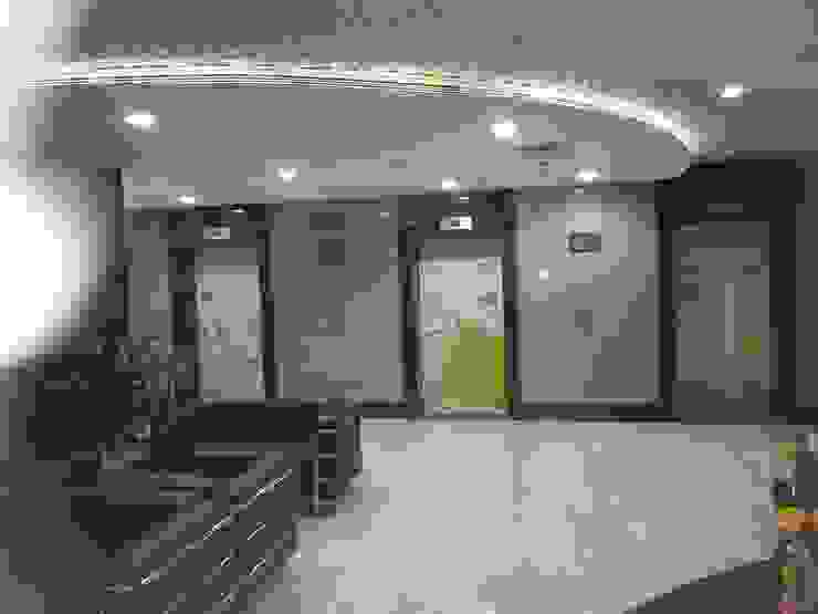 Reception Area LIFT LOBBY S4S Interiors LLP 商業空間