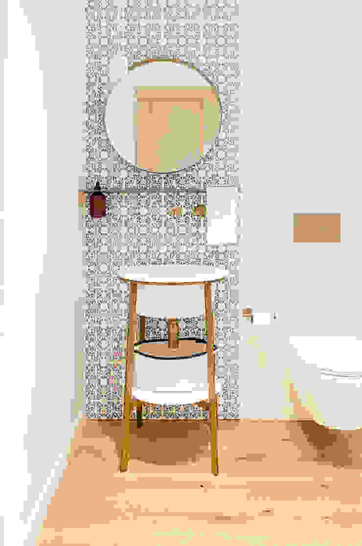 Attico RG - appartamento in un palazzo di fine '800, locatelli pepato locatelli pepato Moderne Badezimmer Keramik Weiß