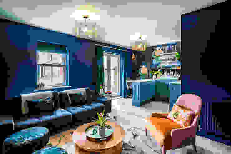 Bar & Media Room in Family Home Decorbuddi Modern media room Blue