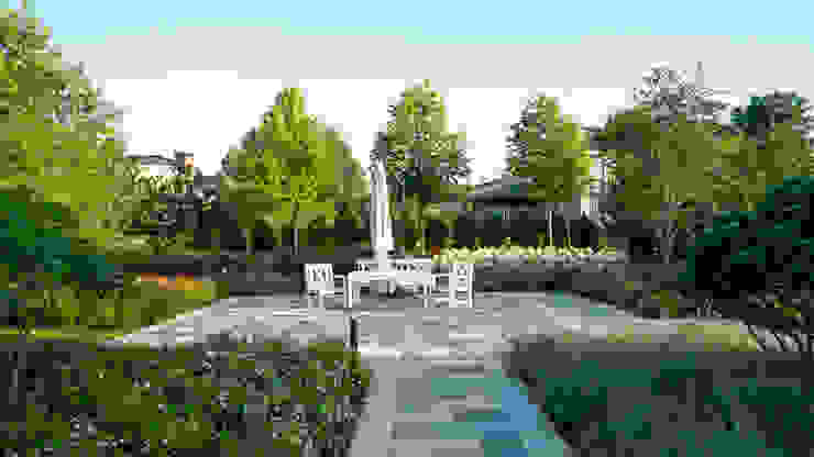 Английская неоклассика в КП Парквилл. 2019 г. ARCADIA GARDEN Landscape Studio