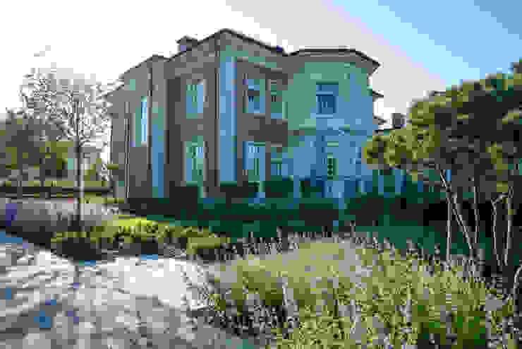 Английская неоклассика в КП Парквилл. 2019 г. ARCADIA GARDEN Landscape Studio