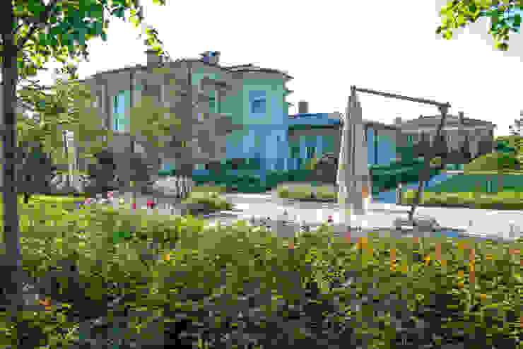 Английская неоклассика в КП Парквилл. 2019 г. ARCADIA GARDEN Landscape Studio