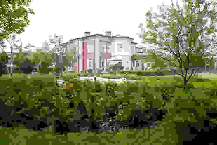 Английская неоклассика в КП Парквилл. 2019 г. ARCADIA GARDEN Landscape Studio