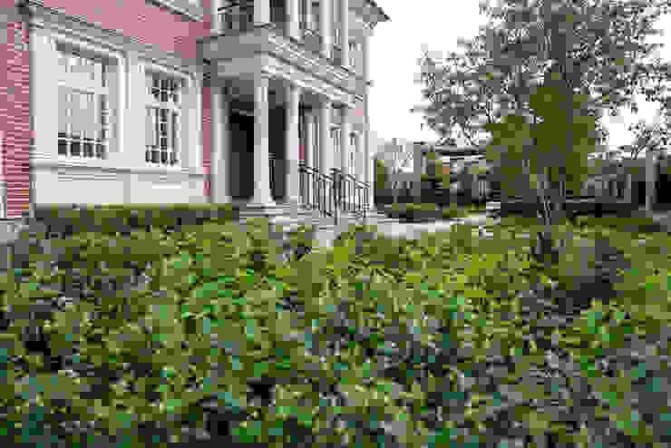 Английская неоклассика в КП Парквилл. 2019 г. ARCADIA GARDEN Landscape Studio