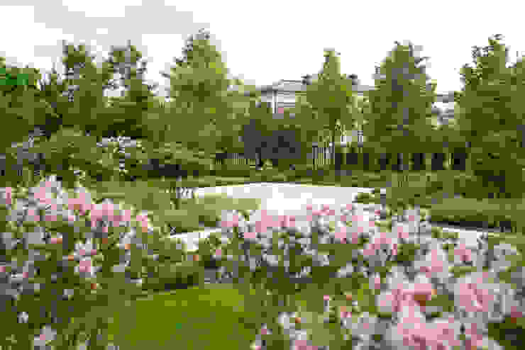 Английская неоклассика в КП Парквилл. 2019 г. ARCADIA GARDEN Landscape Studio
