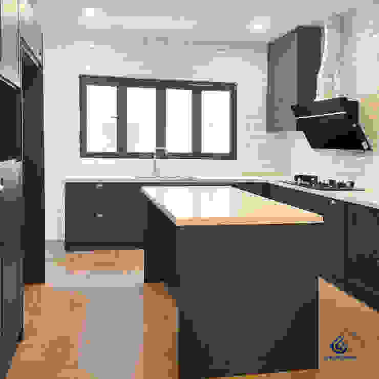 Wood Grain Kitchen homify