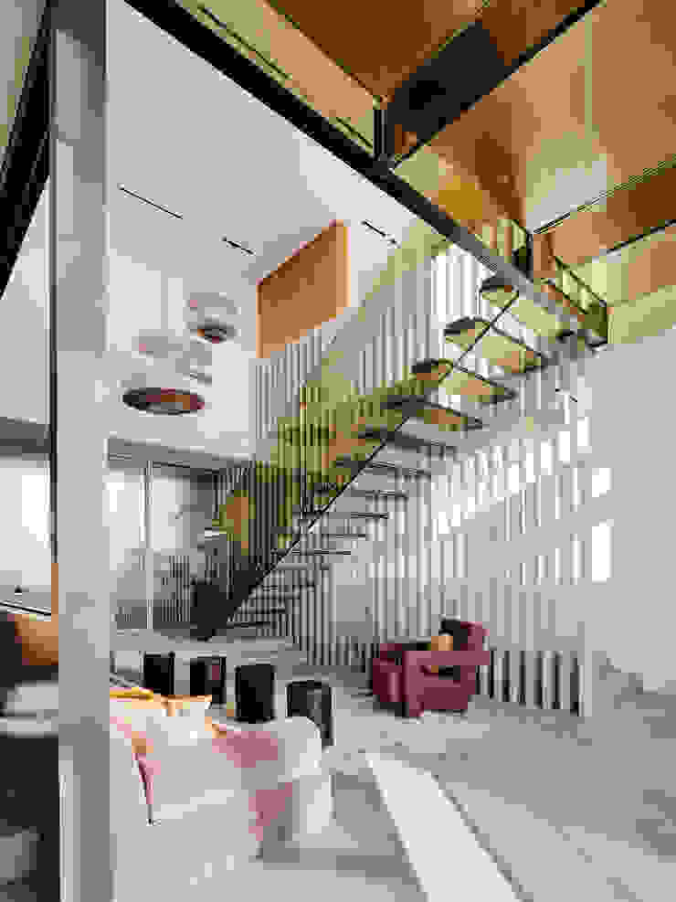 Ganzglastreppe mit Glasbrücke, Bronze farbenes Glas, Siller Treppen/Stairs/Scale Siller Treppen/Stairs/Scale Stairs