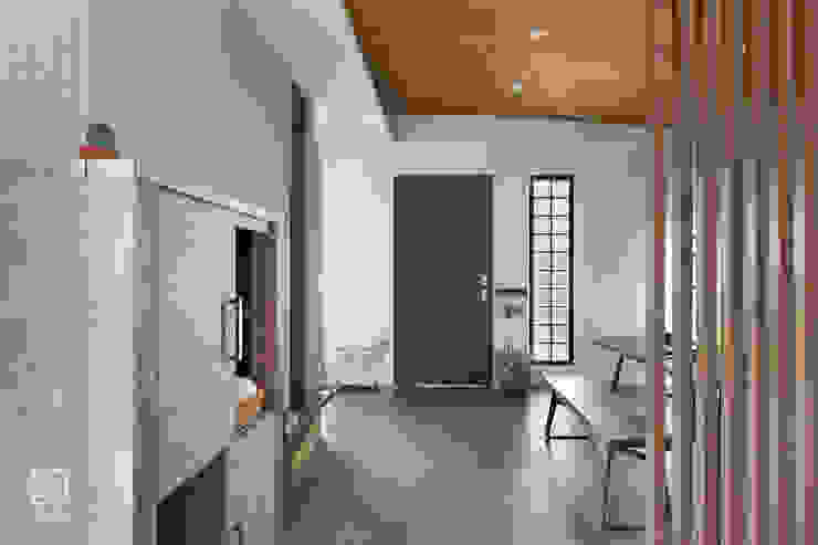 天花板設計 禾廊室內設計 Asian style corridor, hallway & stairs