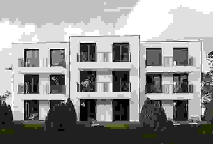Häuser aus Container. homify Mehrfamilienhaus Eisen/Stahl Beige Immobilien Wohnungen, Immobilien, Wohnungsbau, Grossprojekte, Häuser, Investmentprojekte