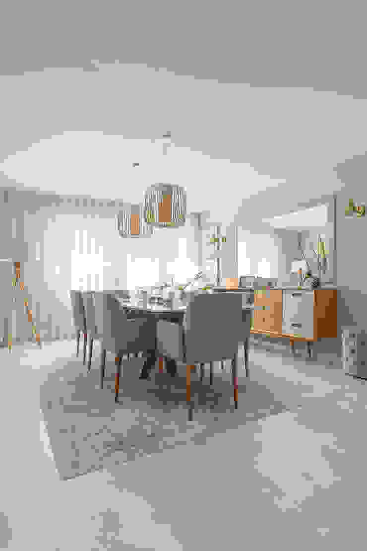 Sala de estar/jantar - Apartamento em Lisboa - Shi Studio Interior Design ShiStudio Interior Design Salas de jantar modernas shistudio, shi studio, sheila moura azevedo, matosinhos, porto, lisboa, design, decoração, arquitetura, interiores, projeto, remodelação, sala, entrada, jantar, cozinha