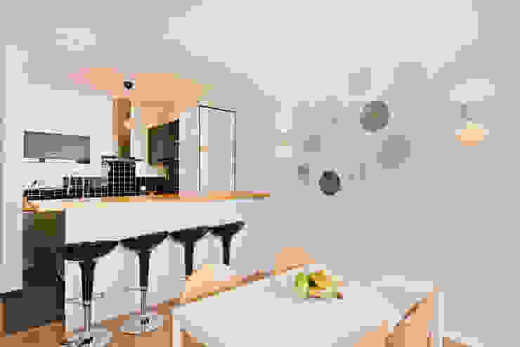 Propriété Générale International Real Estate Ruang Makan Modern