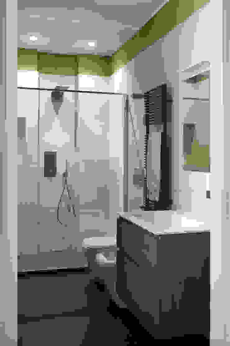 Ristrutturazione <q>chiavi in mano </q> di appartamento in stabile d'epoca ( fine '900 ) Casahome Restructura di Sparascio P.I. Antonio s.a.s.