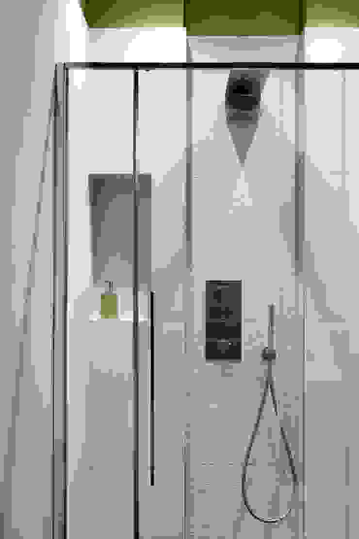Ristrutturazione <q>chiavi in mano </q> di appartamento in stabile d'epoca ( fine '900 ) Casahome Restructura di Sparascio P.I. Antonio s.a.s.