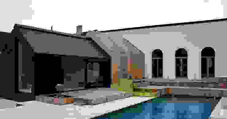 Kultursalon Niederleis von 3rdskin architecture gmbh Ausgefallen