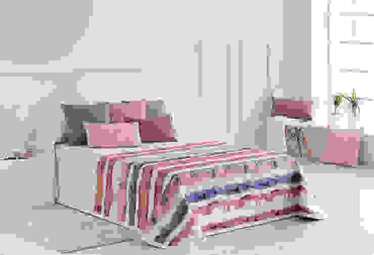 Colcha pique para decorar el hogar de tus sueños! TEXTILIA, SA. Dormitorios de estilo mediterráneo Textil Morado/Violeta colcha, cubrecama, colcha pique, edredon, bouti,Textiles
