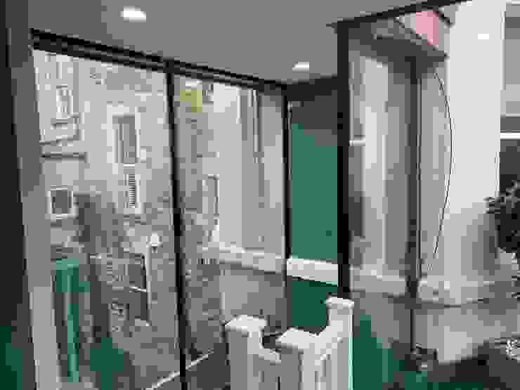 Bath Winter 2020 Glass Structures Limited Modern Corridor, Hallway and Staircase