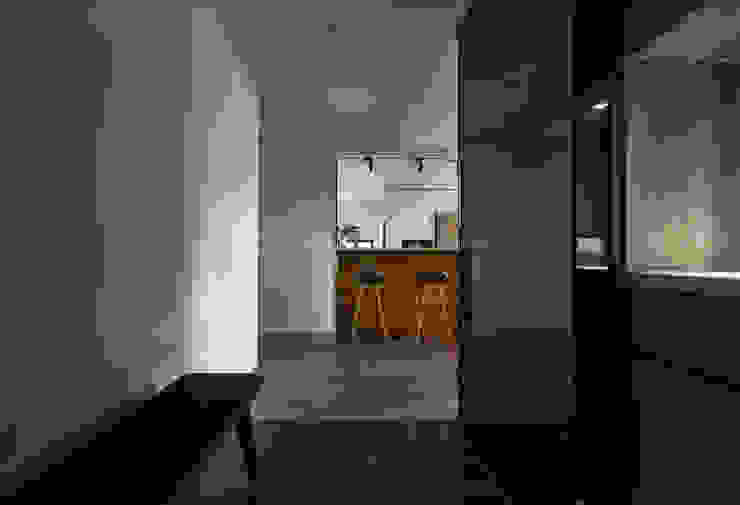 耀昀創意設計有限公司/Alfonso Ideas Scandinavian style corridor, hallway& stairs