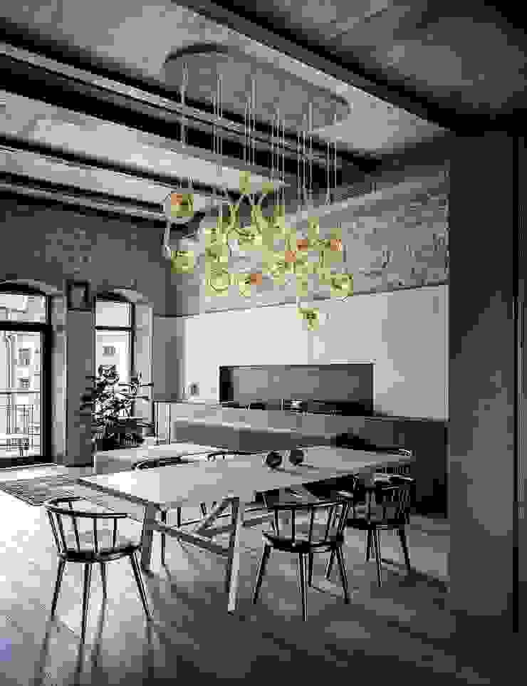 Ikebana by Romani Saccani Architetti Associati, MULTIFORME® lighting MULTIFORME® lighting Studio in stile classico Illuminazione