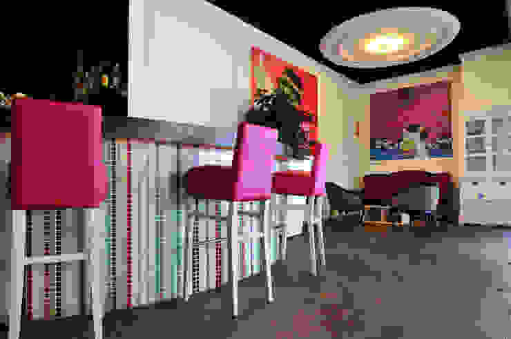 Propaganda Café VICEVERSA Architecture & Design Espacios comerciales Bares y Clubs