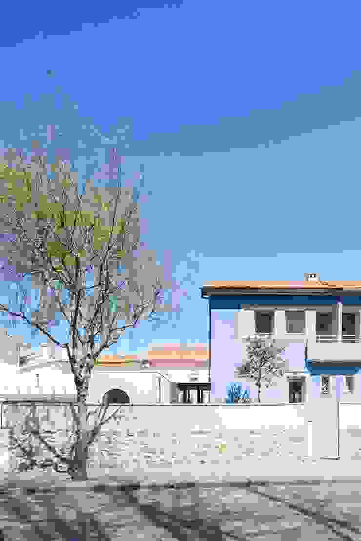 Casa de Santo Adrião Tiago do Vale Arquitectos Casas unifamilares Pedra Azul