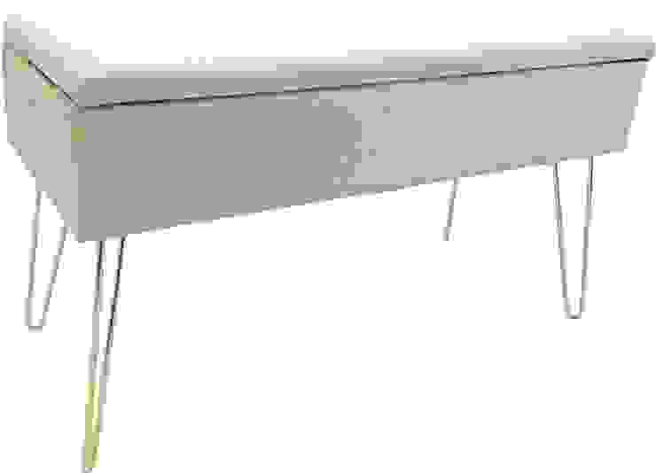 Bench with Velvet Cover, Press profile homify Press profile homify Hauptschlafzimmer